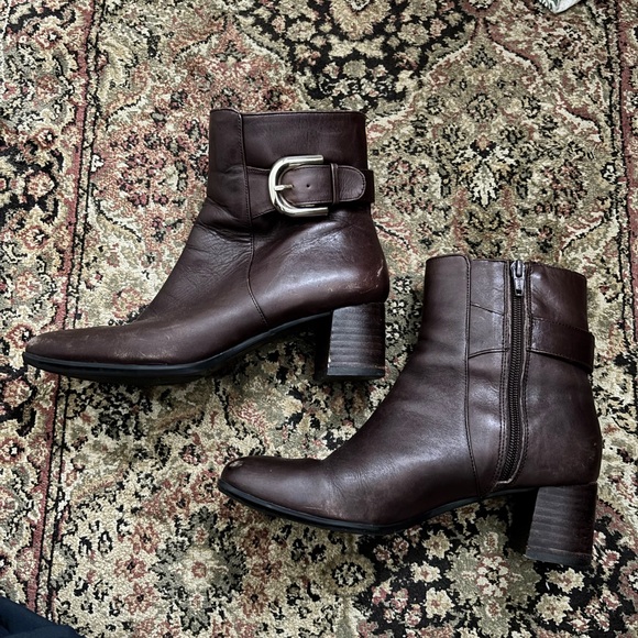 Nine West Brown Ankle Boots with Gold Buckle - Picture 12 of 13